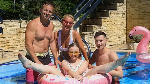 Kathy Anderson, Lady Bug VR Porn: Hot Family Summer - VirtualTaboo